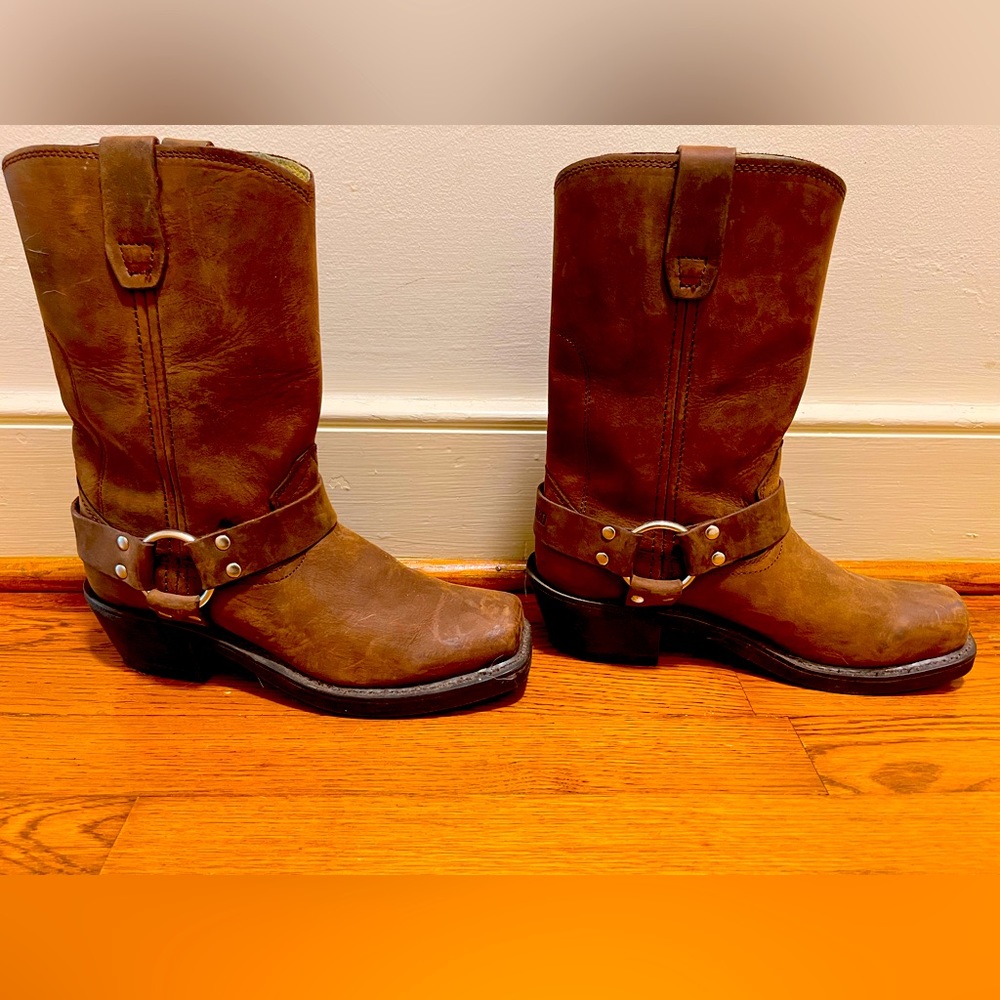 Durango brown riding boots! Worn once!
